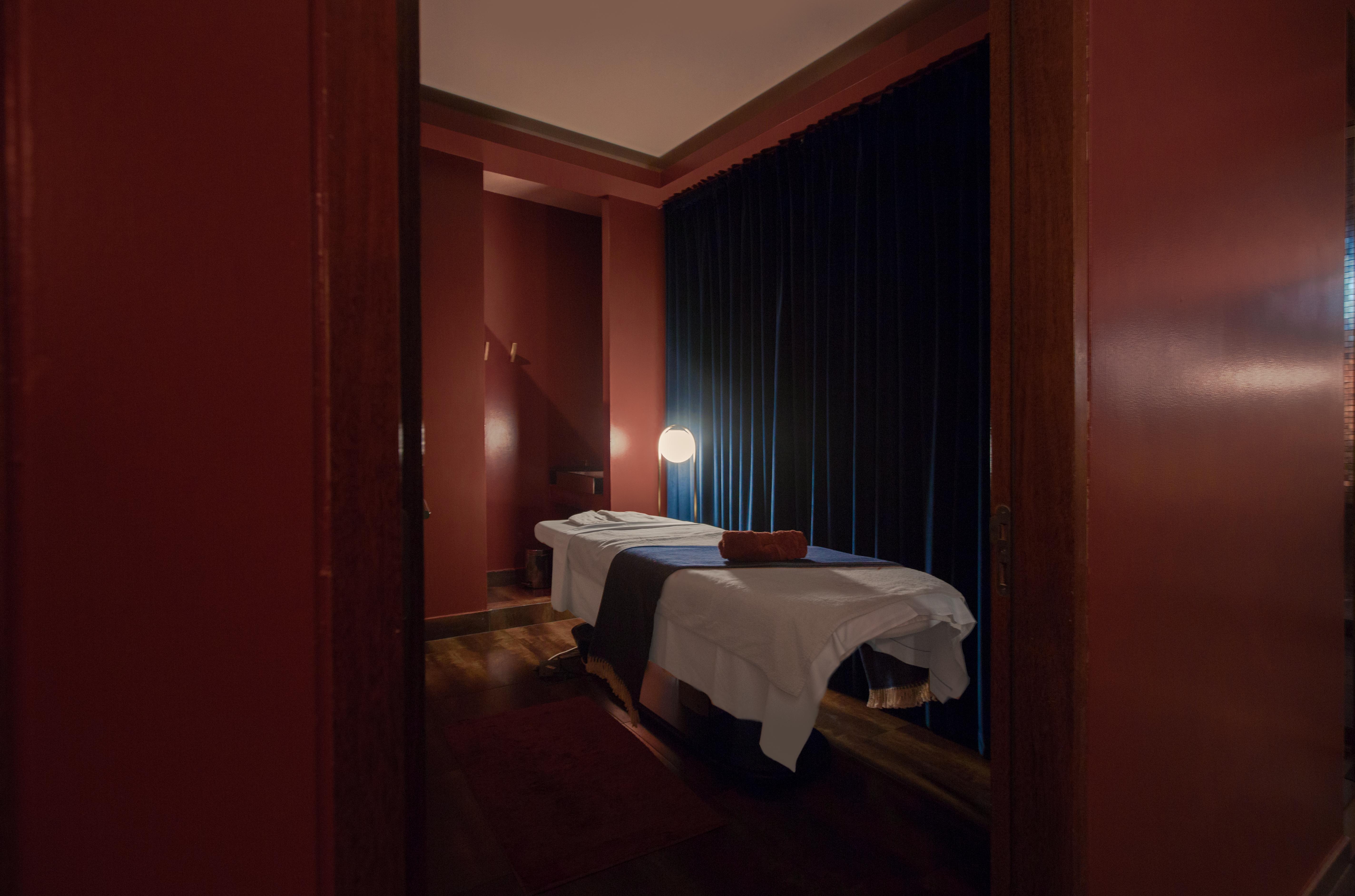 더 빈티지 호텔 앤 스파 리스본 외부 사진 Massage room in a spa