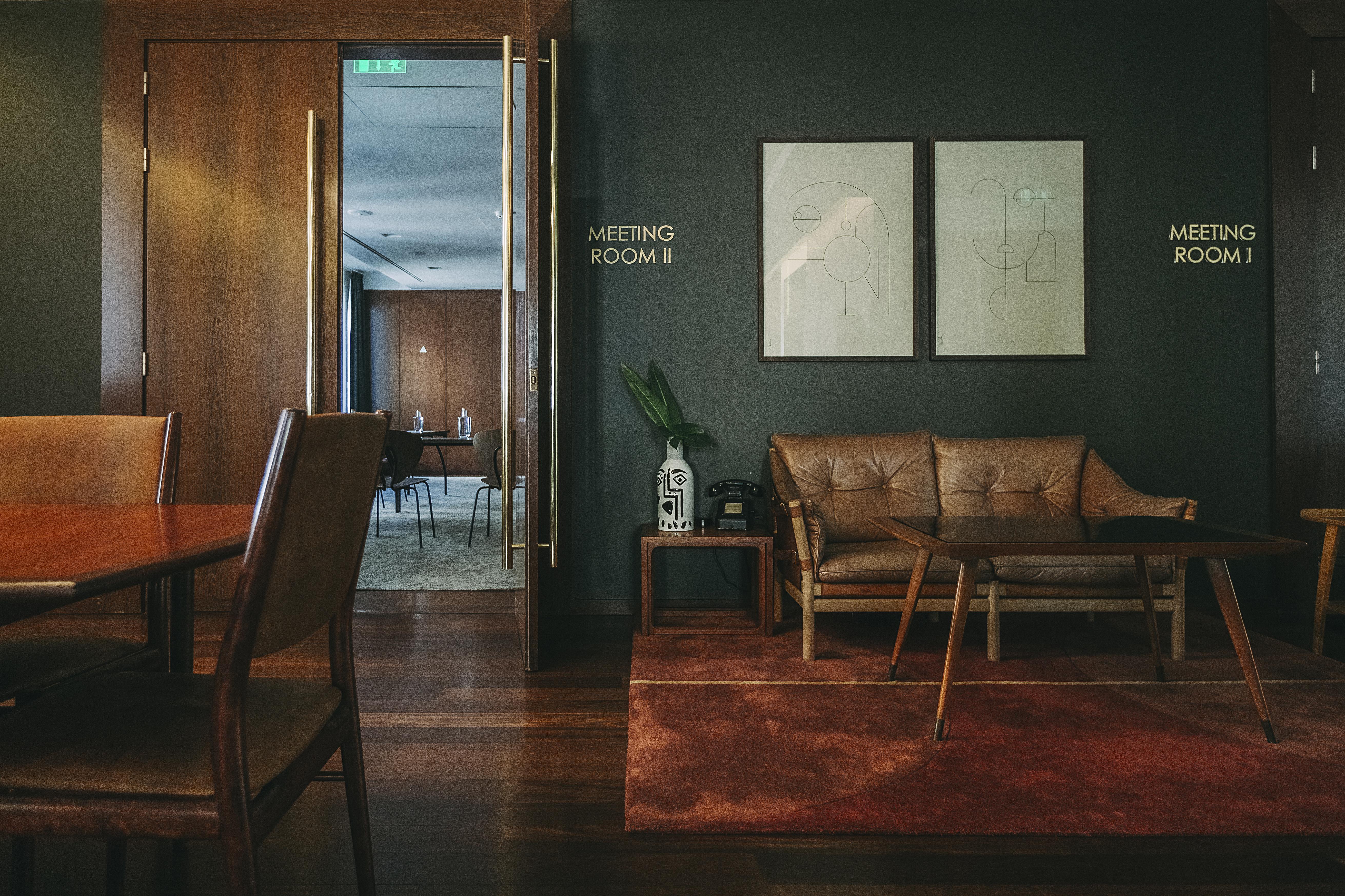 더 빈티지 호텔 앤 스파 리스본 외부 사진 Meeting room at the office of the Prime Minister