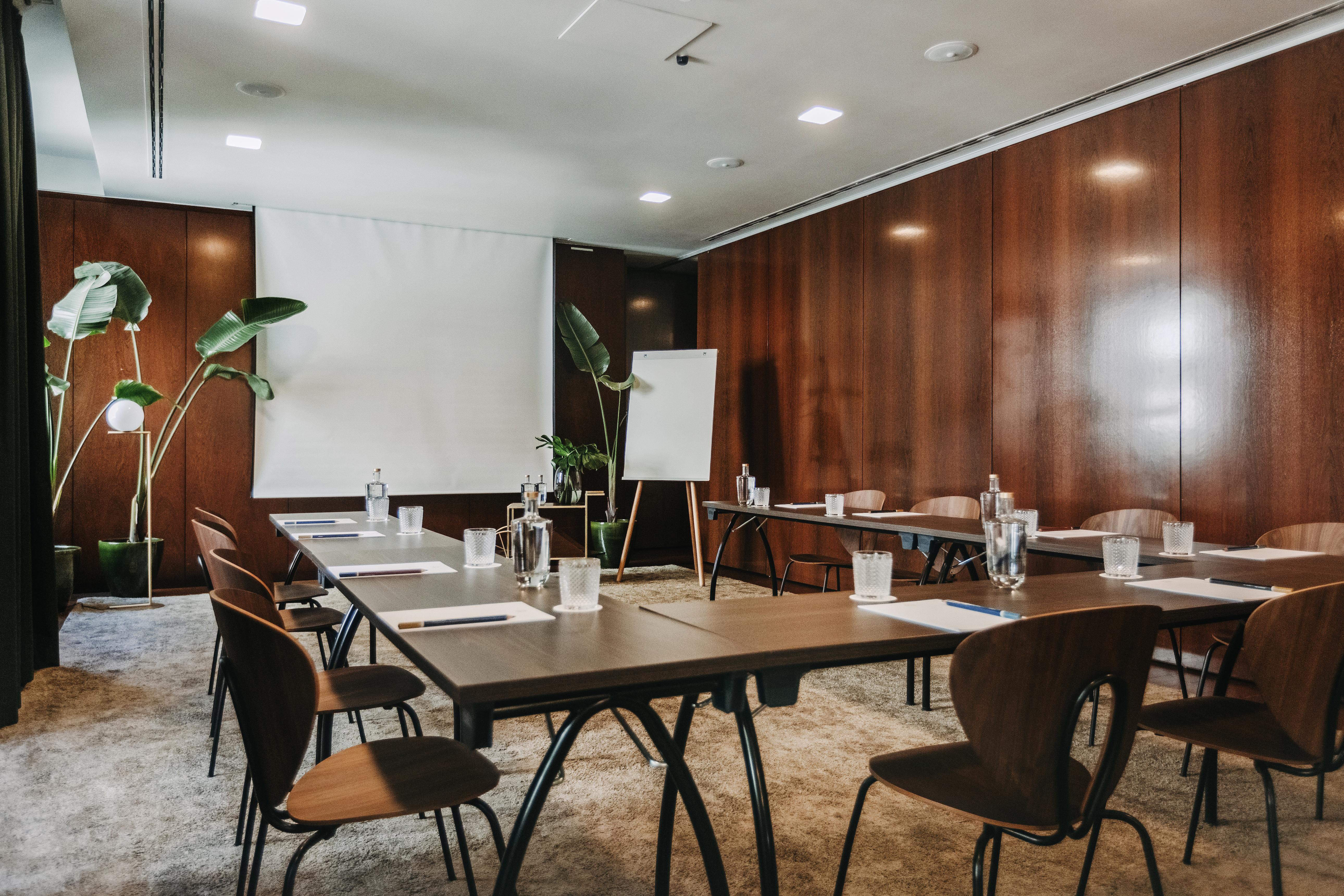 더 빈티지 호텔 앤 스파 리스본 외부 사진 Meeting room at WeWork in Amsterdam