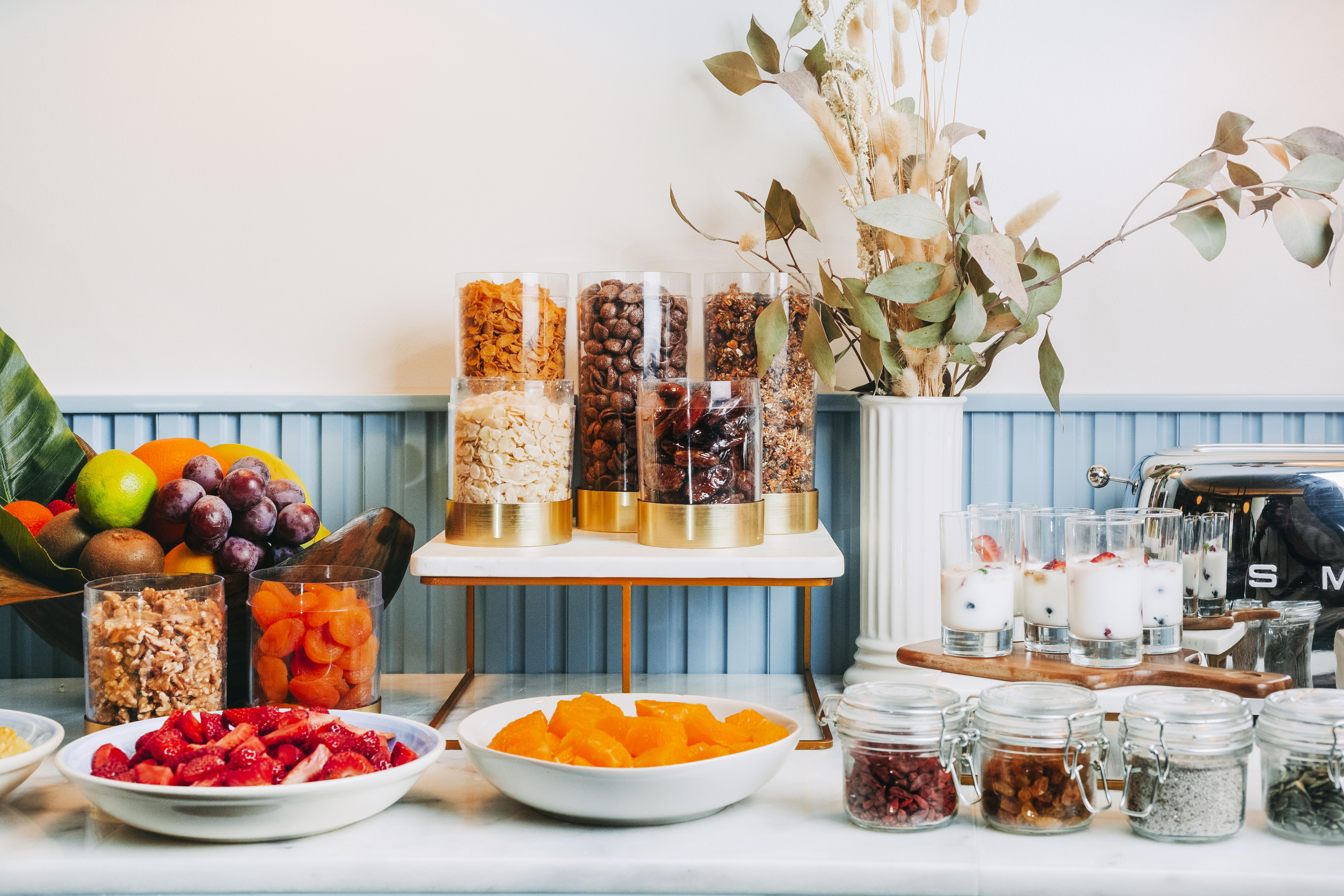 더 빈티지 호텔 앤 스파 리스본 외부 사진 A selection of breakfast cereals